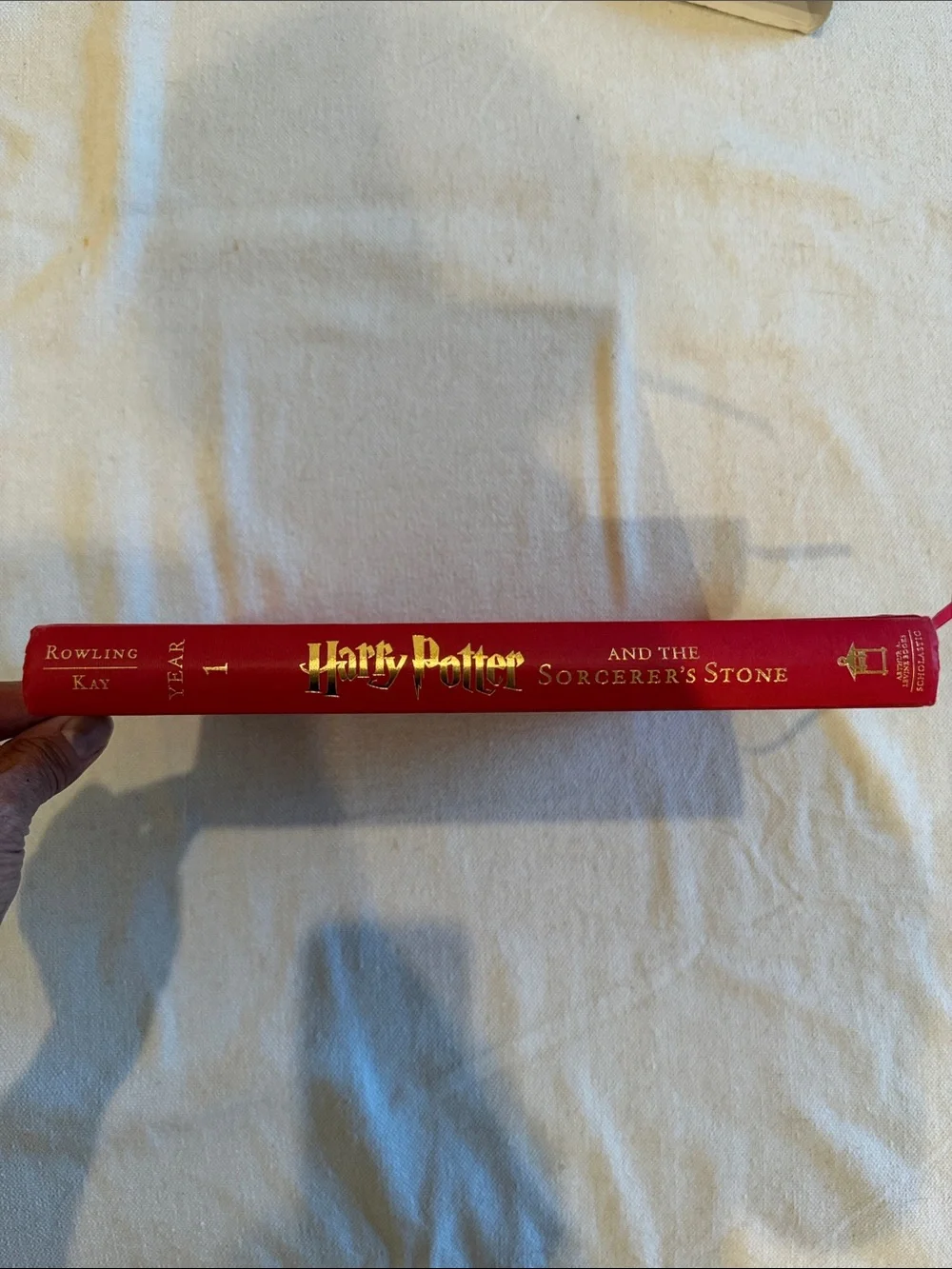 Harry Potter and the Sorcerer's Stone by J. K. Rowling Illus. by Jim Kay, 2015